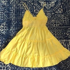 Pretty yellow summer beach coverup dress 💛